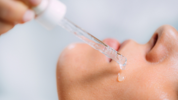 Here’s How Hyaluronic Acid Helps Fix Acne